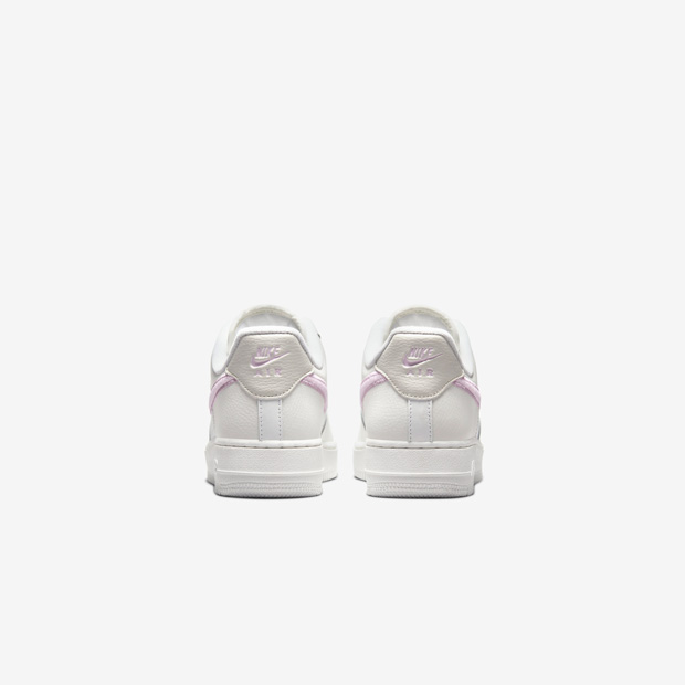 Кроссовки W Nike Air Force 1 07 DQ0826-100 4