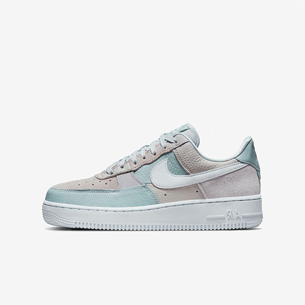 Кроссовки W Nike Air Force 1 07 Low DR3100-001 1 Кроссовки W Nike Air Force 1 07 Low DR3100-001 купить