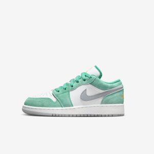 Дитячі Air Jordan 1 Low SE GS DO8244-301