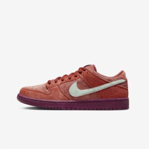 Кросівки Nike SB Dunk Low Pro DV5429-601