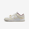 Кросівки W Nike Dunk Low SE DV1160-100