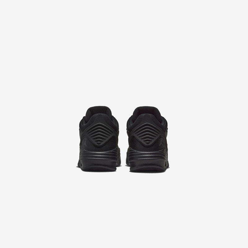 Кросівки Air Jordan Max Aura 5 DZ4353-001 4 Кросівки Air Jordan Max Aura 5 DZ4353-001