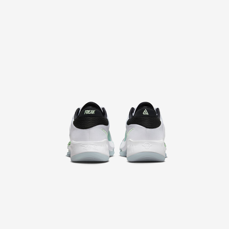 Кросівки Nike Zoom Freak 4 DJ6149-100 4 Кросівки Nike Zoom Freak 4 DJ6149-100