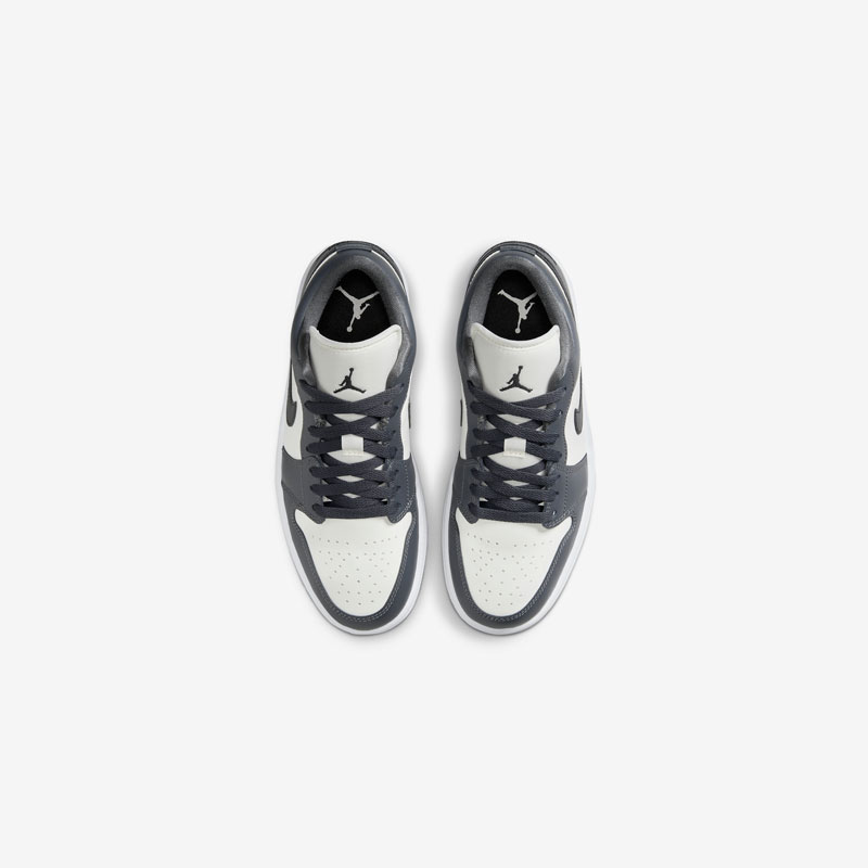 Кросівки W Air Jordan 1 Low DC0774-102 3 Кросівки W Air Jordan 1 Low DC0774-102