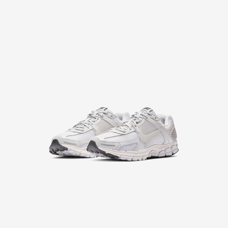 Кросівки Nike Vomero 5 BV1358-001 2 Кросівки Nike Vomero 5 BV1358-001