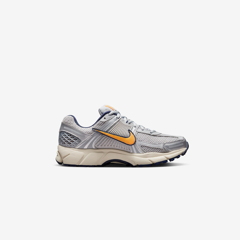 Кросівки Nike Vomero 5 FJ4151-001 5 Кросівки Nike Vomero 5 FJ4151-001