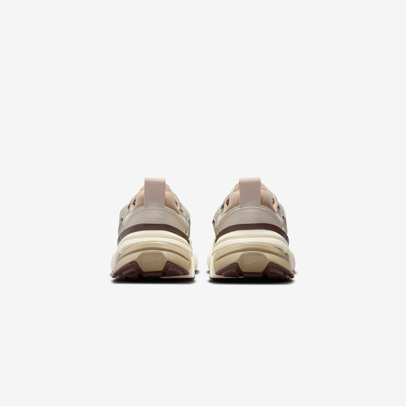 Кросівки Nike V2K Light Orewood Brown FD0736-103 4 Кросівки Nike V2K Light Orewood Brown FD0736-103