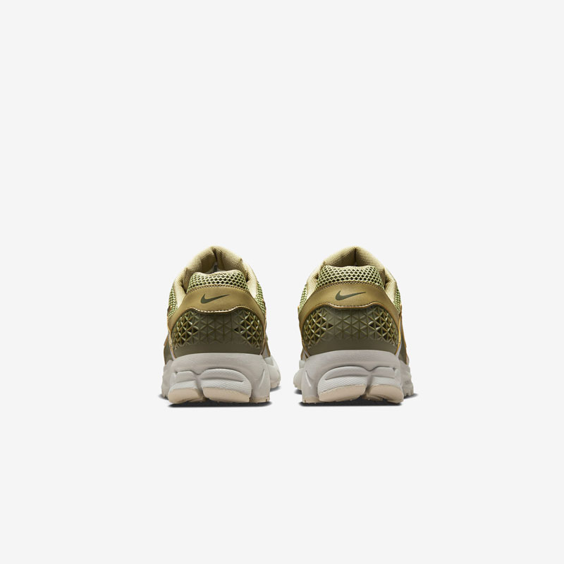 Кросівки Nike Vomero 5 Neutral Olive FJ1915-200 4 Кросівки Nike Vomero 5 Neutral Olive FJ1915-200