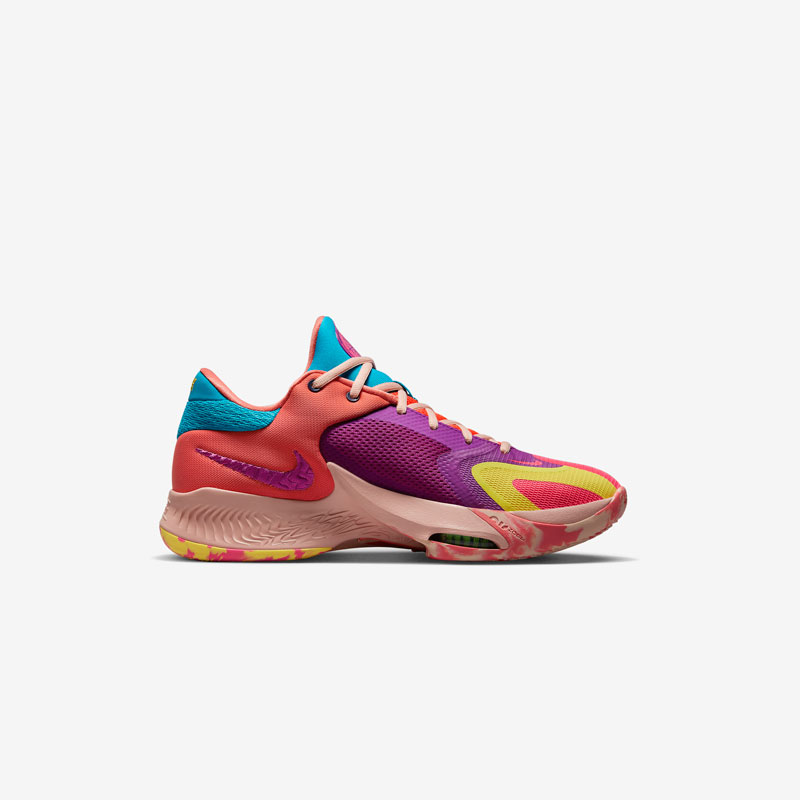 Кросівки Nike Zoom Freak 4 DQ3824-500 5 Кросівки Nike Zoom Freak 4 DQ3824-500