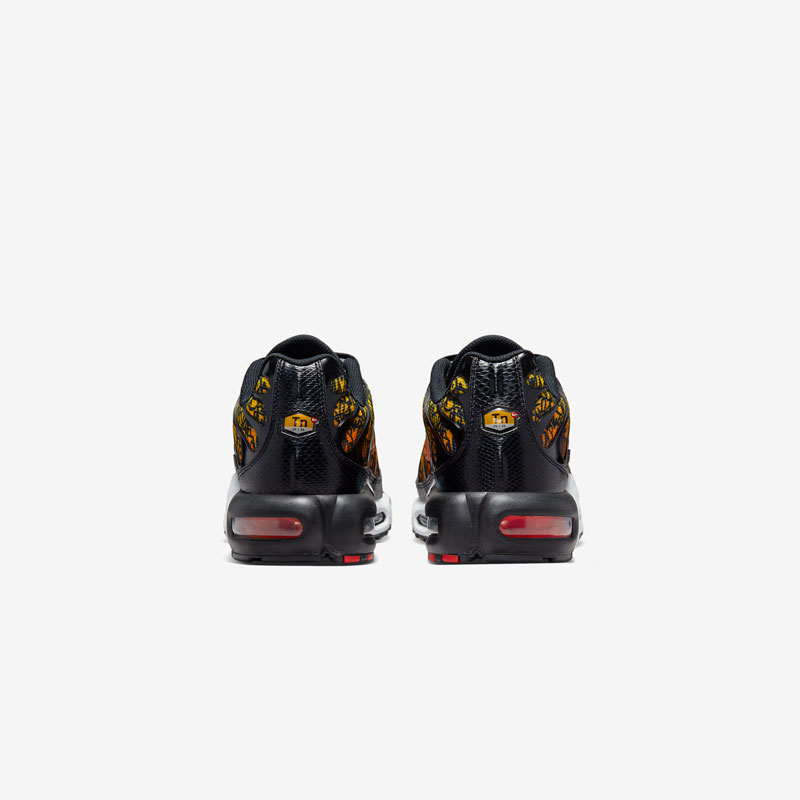 Кросівки Nike Air Max Plus DX2665-001 4 Кросівки Nike Air Max Plus DX2665-001
