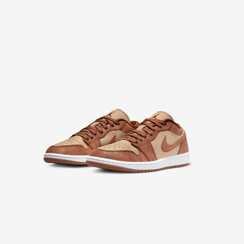 Кросівки W Air Jordan 1 Low SE FJ3453-200 2 Кросівки W Air Jordan 1 Low SE FJ3453-200
