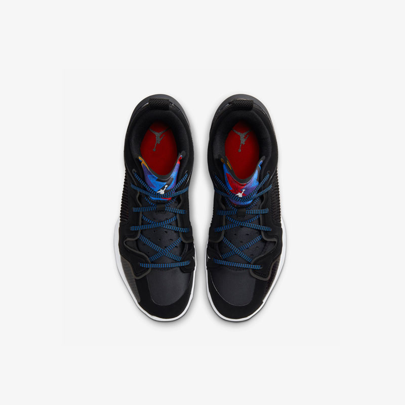 Кросівки Air Jordan XXXVII Low DQ4122-061 3 Кросівки Air Jordan XXXVII Low DQ4122-061
