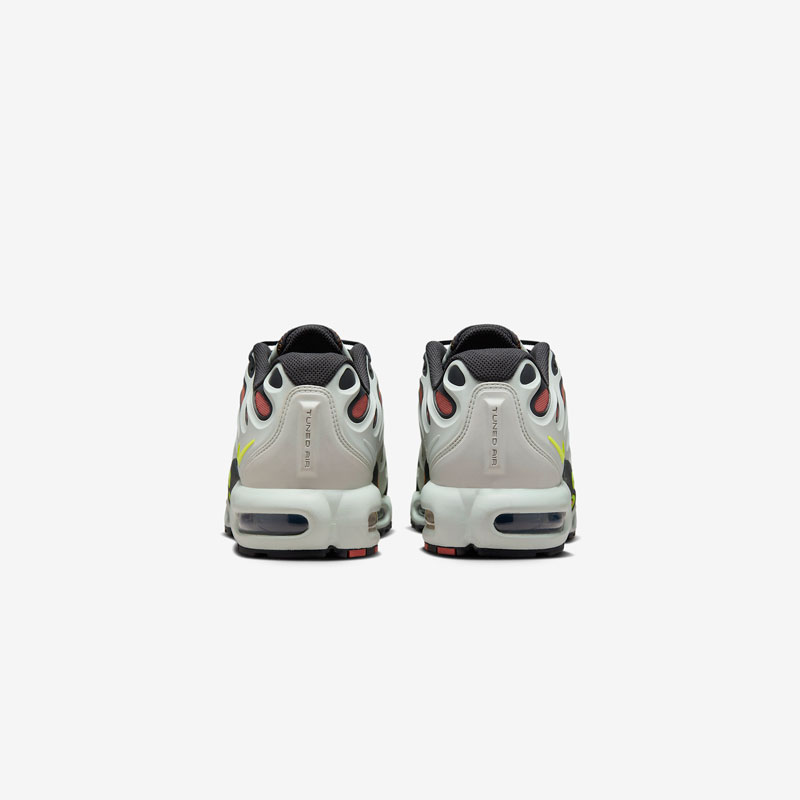 Кросівки Nike Air Max Plus Drift FD4290-009 4 Кросівки Nike Air Max Plus Drift FD4290-009