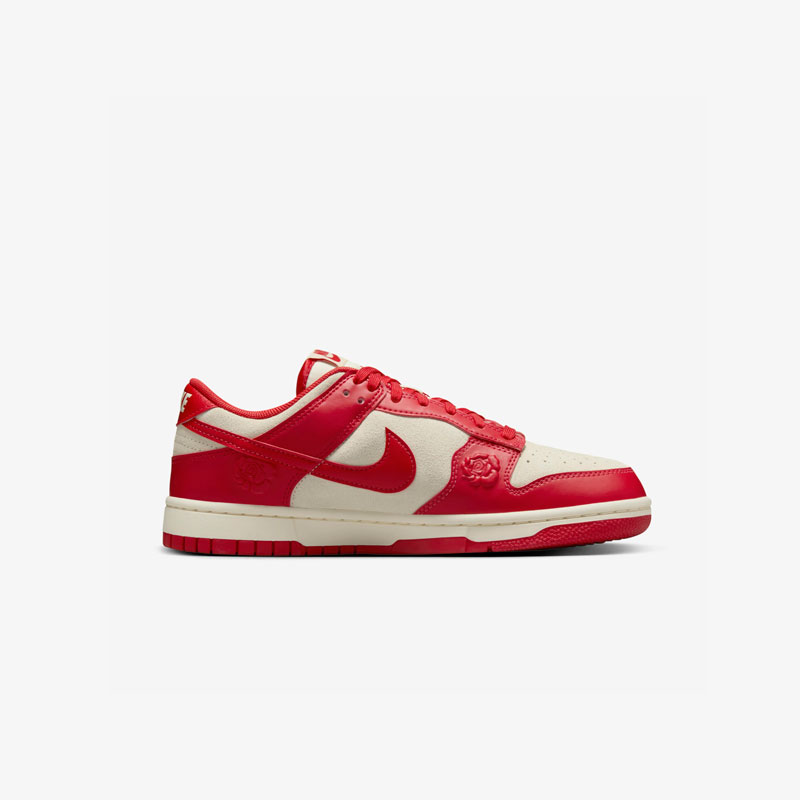Кросівки Nike W Dunk Low Roses HF1986-100 5 Кросівки Nike W Dunk Low "Roses" HF1986-100