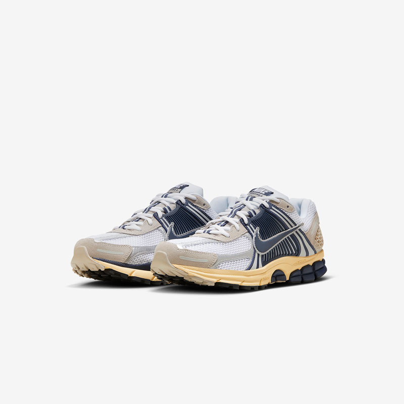 Кросівки Nike Zoom Vomero 5 HF4259-100 2 Кросівки Nike Zoom Vomero 5 HF4259-100