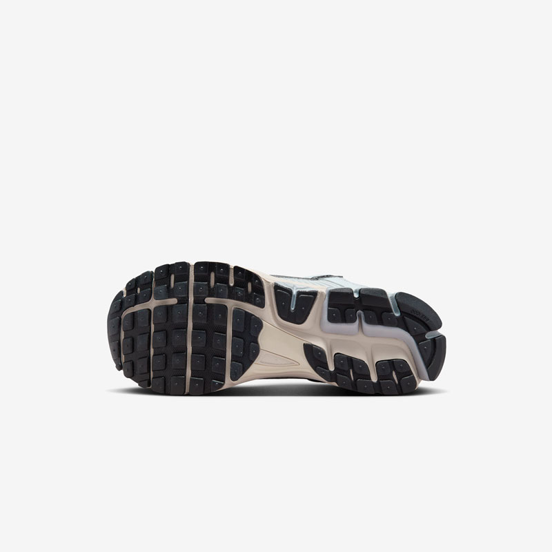 Кросівки Nike W Vomero 5 Platinum Light Orewood FN6742-002 6 Кросівки Nike W Vomero 5 "Platinum Light Orewood" FN6742-002