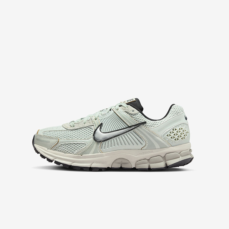 Кросівки Nike W Zoom Vomero 5 FN6742-001 1 Кросівки Nike W Zoom Vomero 5 FN6742-001