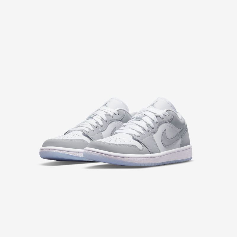 Кросівки W Air Jordan 1 Low Wolf Grey DC0774-105 2 Кросівки W Air Jordan 1 Low "Wolf Grey" DC0774-105
