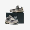 Кросівки New Balance 2002R