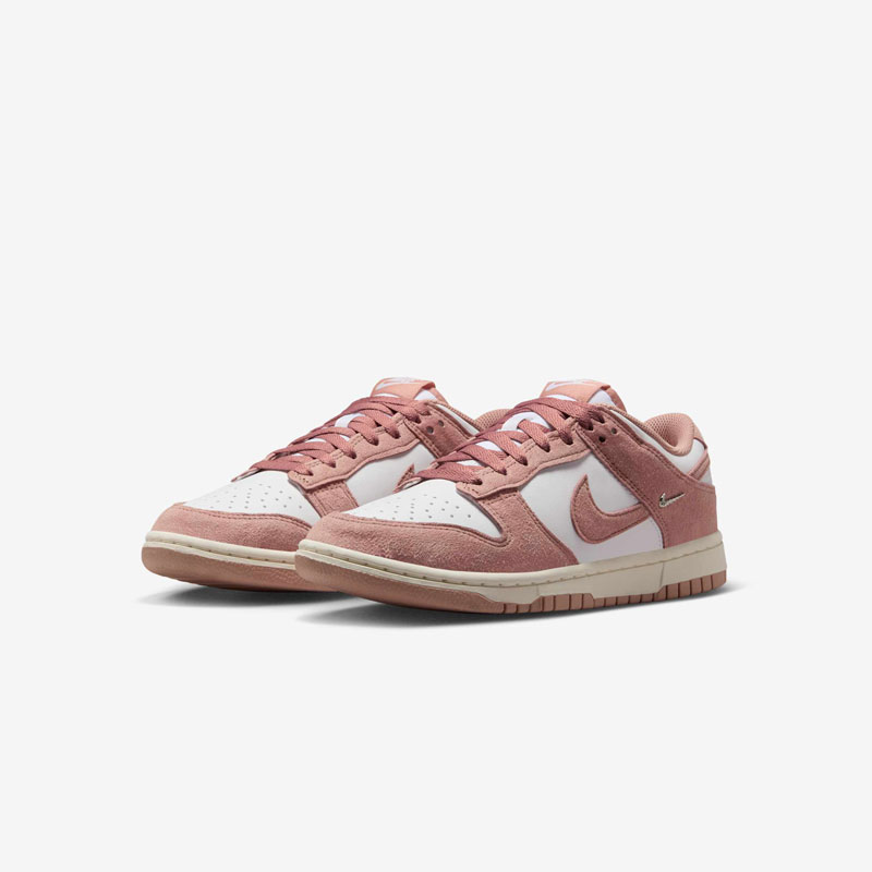 Кросівки Nike W Dunk Low Suede Rose IB4417-102 2 Кросівки Nike W Dunk Low "Suede Rose" IB4417-102