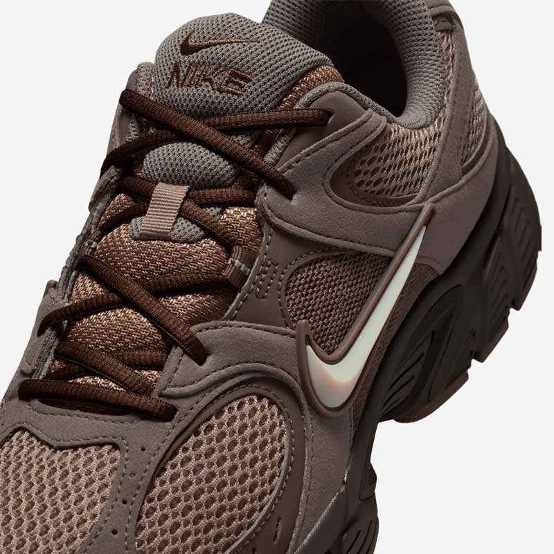 Кросівки Nike V5 RNR Mink Brown IO8746-214 7 Кросівки Nike V5 RNR "Mink Brown" IO8746-214