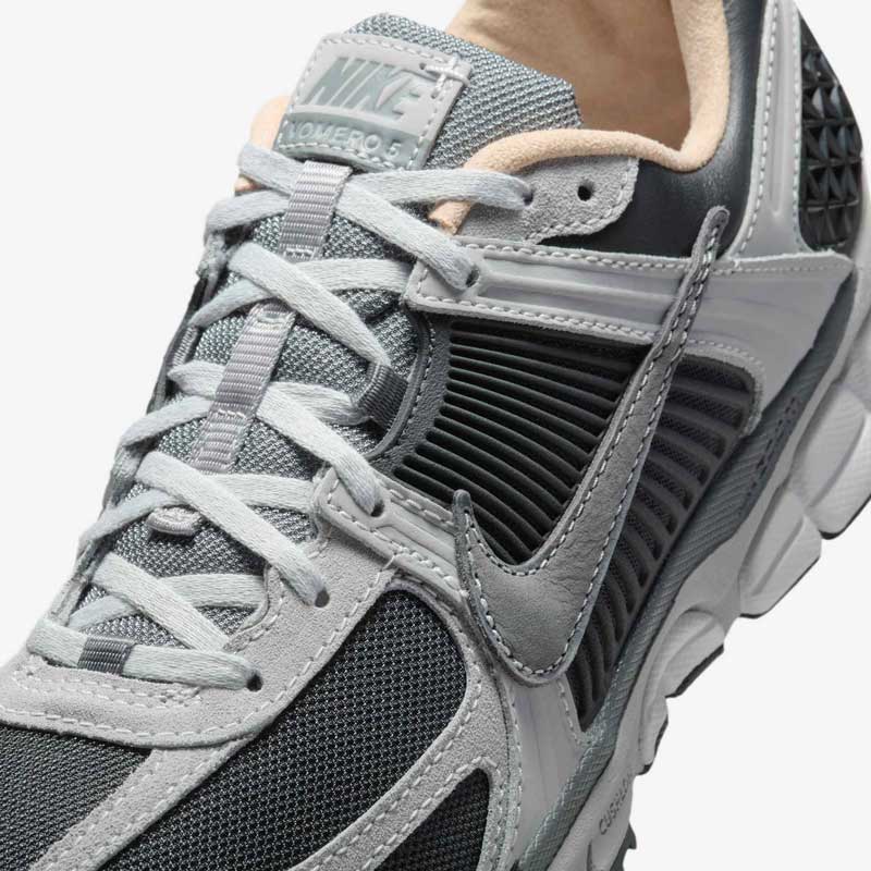 Кросівки Nike Vomero 5 Dark Smoke Grey HV5982-001 7 Кросівки Nike Vomero 5 "Dark Smoke Grey" HV5982-001