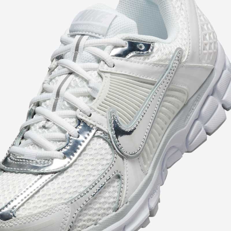 Кросівки Nike W Vomero 5 Chrome Toe HF7723-100 7 Кросівки Nike W Vomero 5 "Chrome Toe" HF7723-100