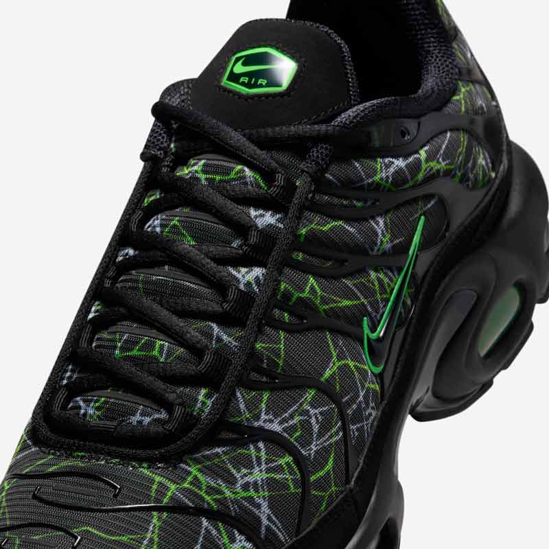 Кросівки Nike Air Max Plus Black Green IB3075-001 7 Кросівки Nike Air Max Plus "Black Green" IB3075-001