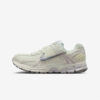 Кроссовки Nike Vomero 5 
