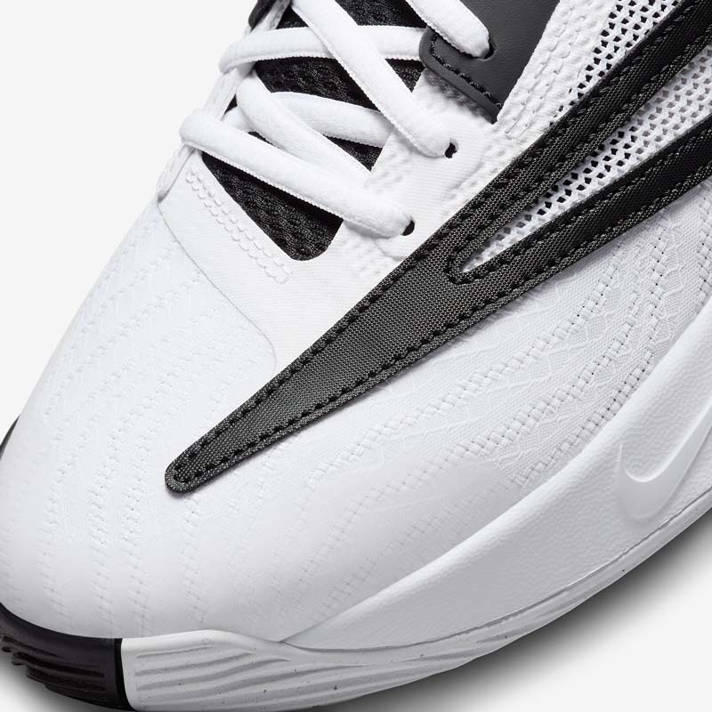 Кросівки Nike Giannis Immortality 3 White Black DZ7533-100 7 Кросівки Nike Giannis Immortality 3 "White Black" DZ7533-100