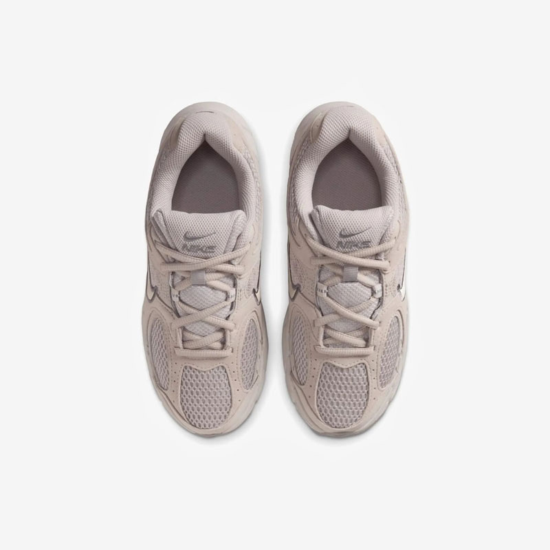 Кросівки Nike V5 RNR GS Beige IO1644-201 3 Кросівки Nike V5 RNR GS "Beige" IO1644-201