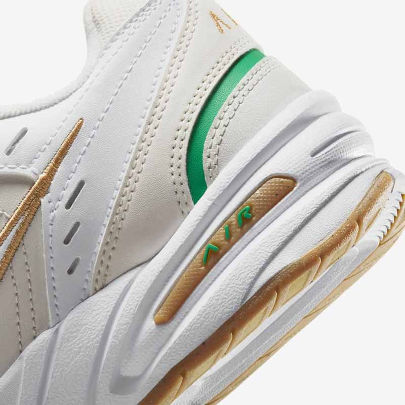 Кросівки Nike Air Monarch IV White Lucky Green 415445-103 8 Кросівки Nike Air Monarch IV "White Lucky Green" 415445-103