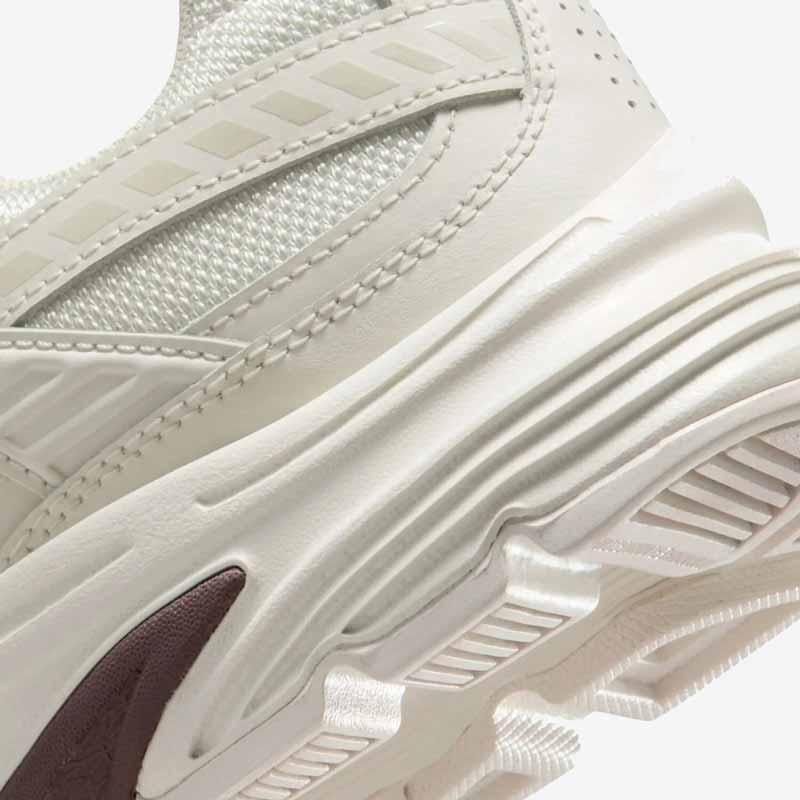 Кросівки Nike Initiator Light Bone 394053-007 8 Кросівки Nike Initiator "Light Bone" 394053-007