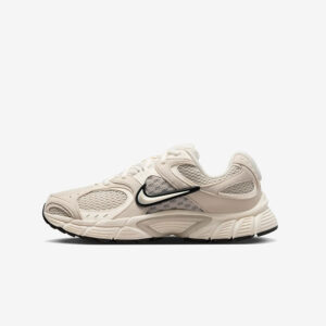 Кросівки Nike V5 RNR "Light Orewood Brown" II6294-100