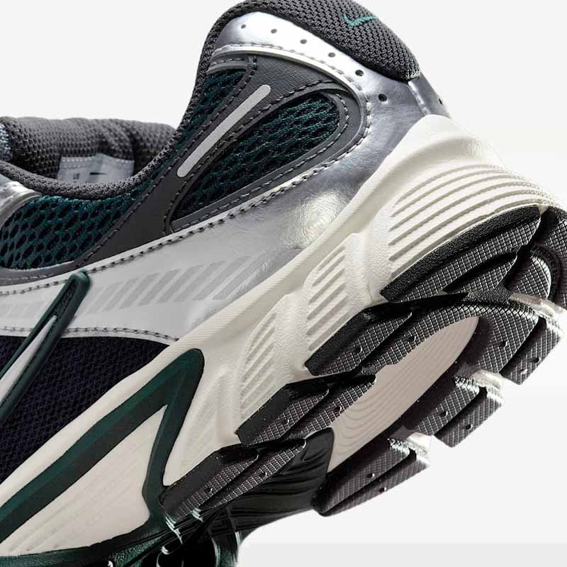 Кросівки Nike V5 RNR Seaweed Metallic HQ7901-300 8 Кросівки Nike V5 RNR "Seaweed Metallic" HQ7901-300