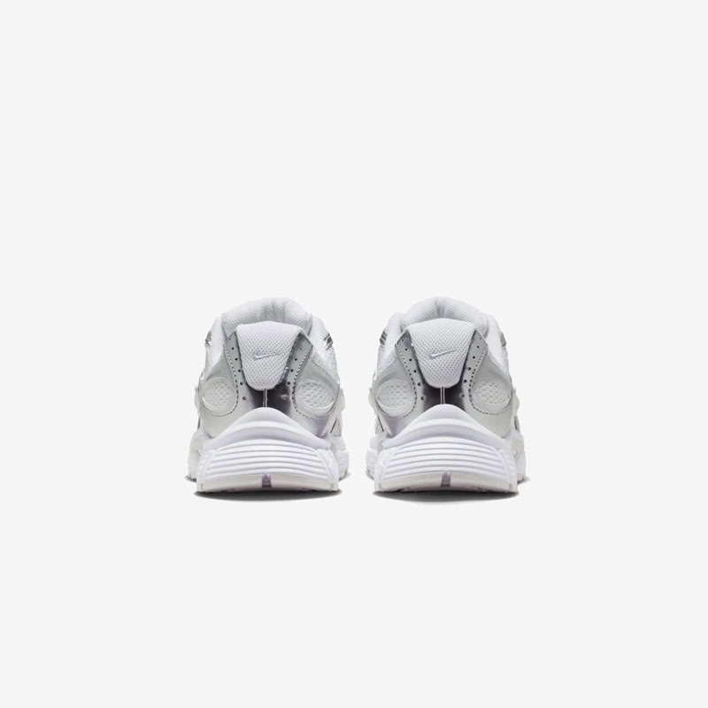 Кросівки Nike V5 RNR White Metallic Platinum HQ7901-112 4 Кросівки Nike V5 RNR "White Metallic Platinum" HQ7901-112