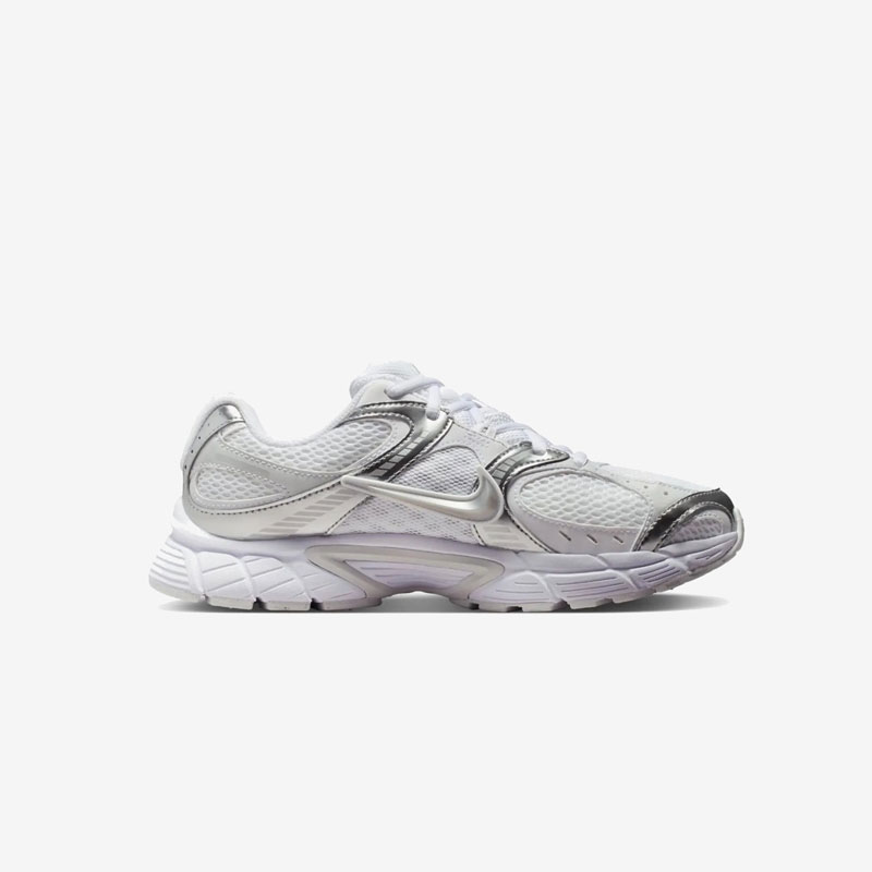 Кросівки Nike V5 RNR White Metallic Platinum HQ7901-112 5 Кросівки Nike V5 RNR "White Metallic Platinum" HQ7901-112