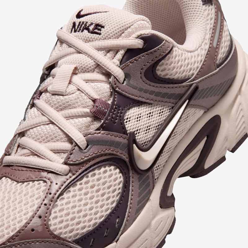 Кросівки Nike V5 RNR W SE Tattoo Burgundy IO0464-600 7 Кросівки Nike V5 RNR W SE "Tattoo Burgundy" IO0464-600