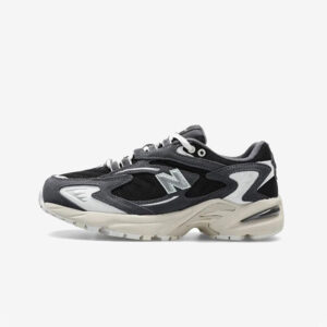 Кросівки New Balance 725 "Black White Silver" ML725AC