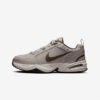 Кросівки Nike Air Monarch IV 