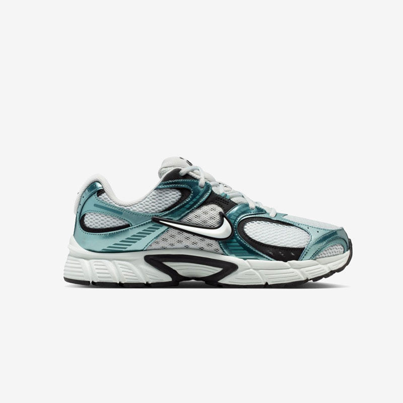 Кросівки Nike V5 RNR Sneakers White HJ5228-012 5 Кросівки Nike V5 RNR "Sneakers White" HJ5228-012